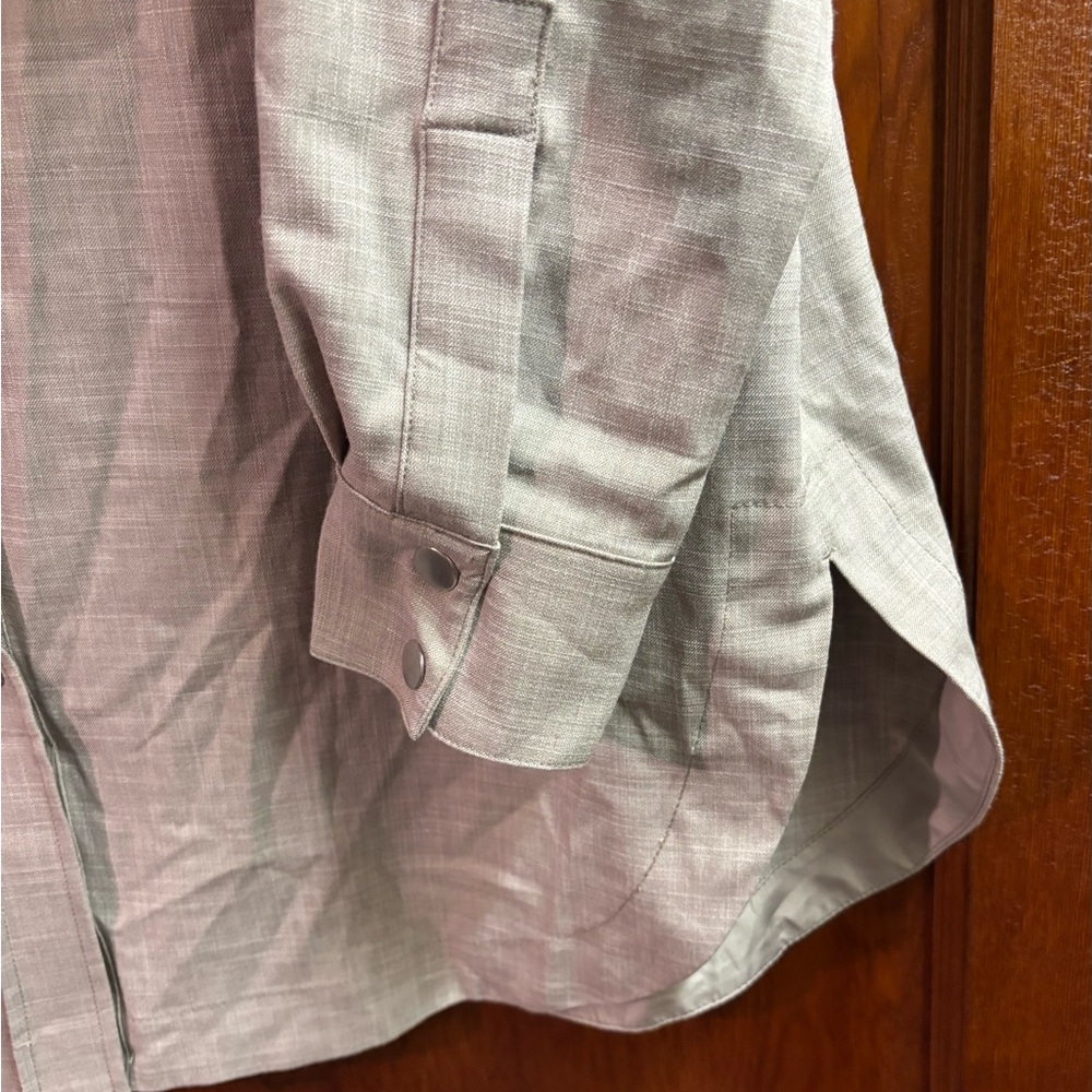 Dynamite Light Gray Button-Up Shirt - Picture 4 of 7